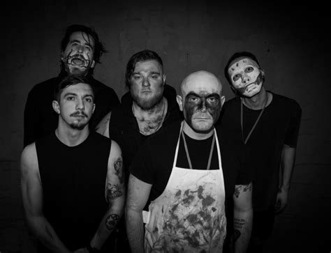 Larcânia Roâ And Vulvodynia Unveil Collaborative Deathcore Single 'Eggy Mess'